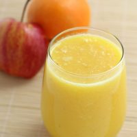 Osviežte sa pri našom pulte Raw Šéf. Ukážem Vám, ako si viete pripraviť dokonalé smoothie doma pomocou špičkového vákuového mixéra, a nastaviť ideálnu výživovú hodnotu vášho nápoja prísadami Yoursuperfoods. Ponúknem vás aj čerstvo lisovaným džusom. Teším sa na vás. Katalin Hodossy